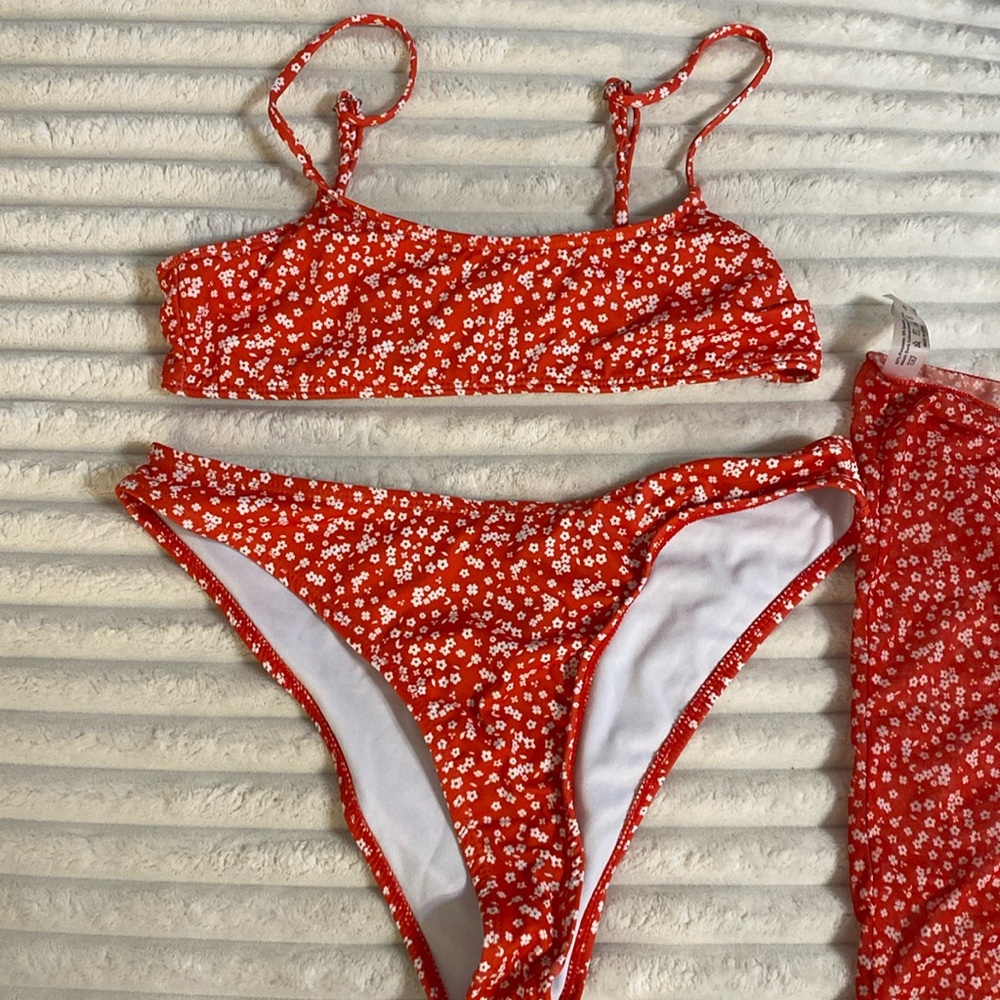 Bikini with skirt